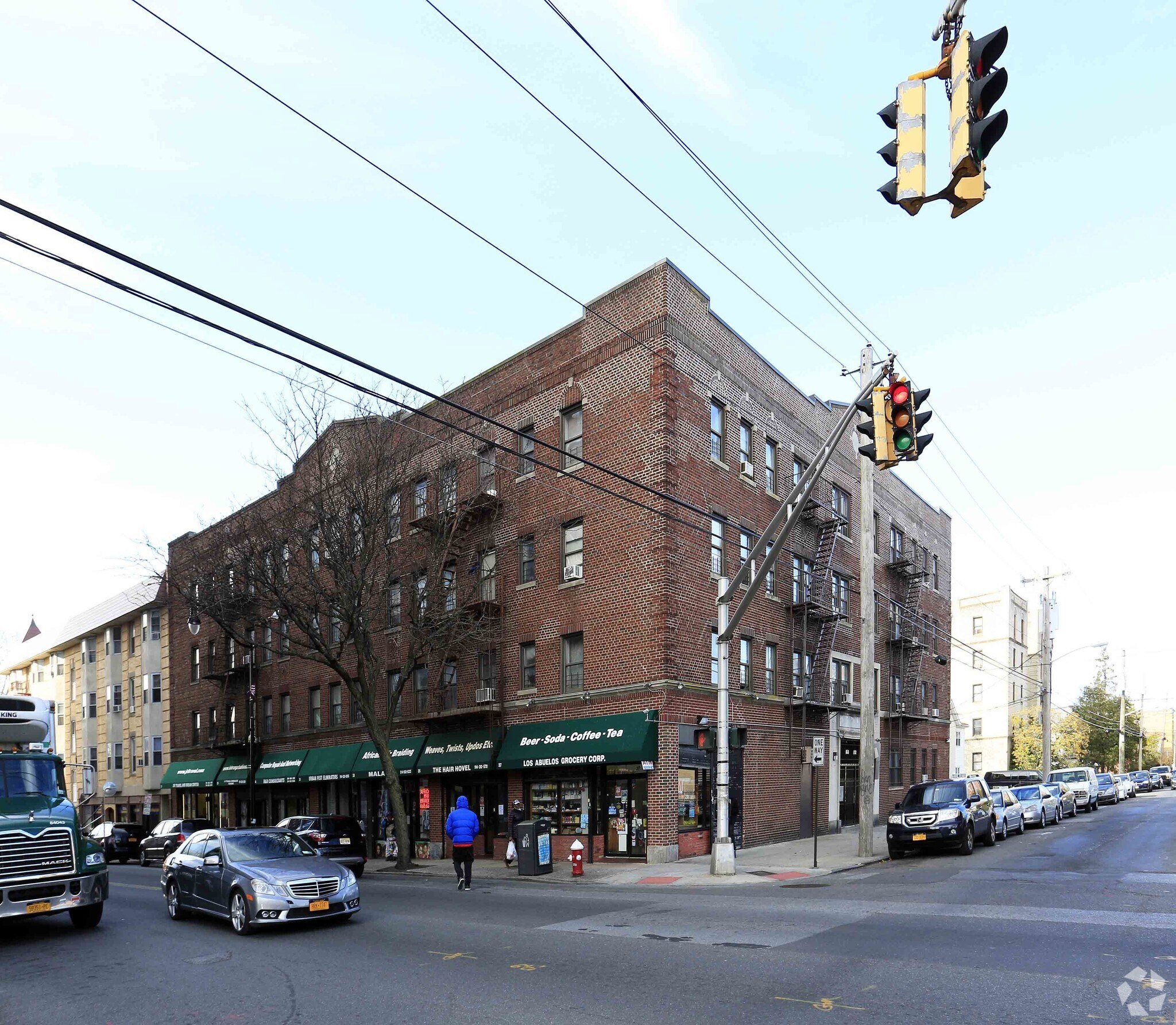 158-160 S 2nd Ave, Mount Vernon, NY for Rent