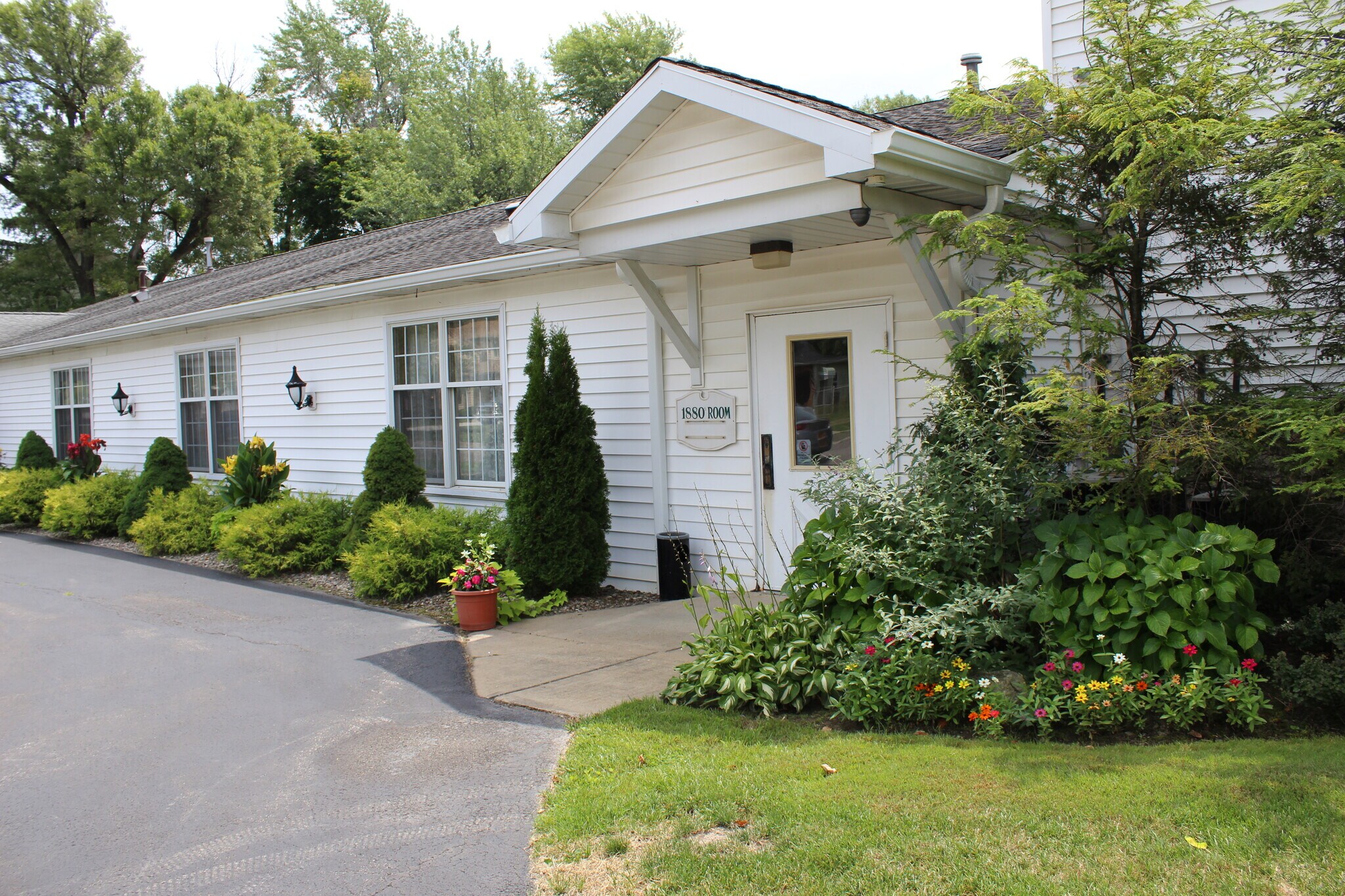 271 Columbia Ave, Depew, NY for Sale
