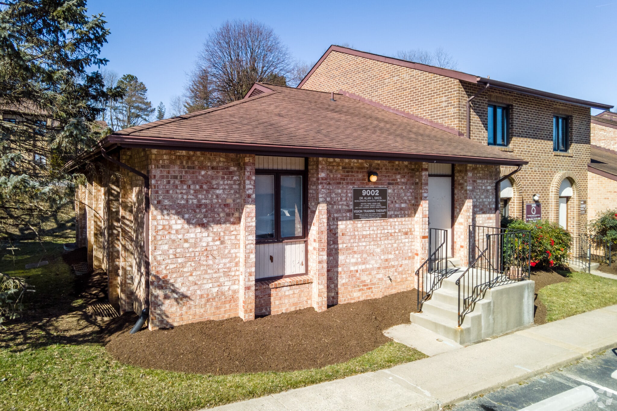 8990-9002 Fern Park Dr, Burke, VA for Sale