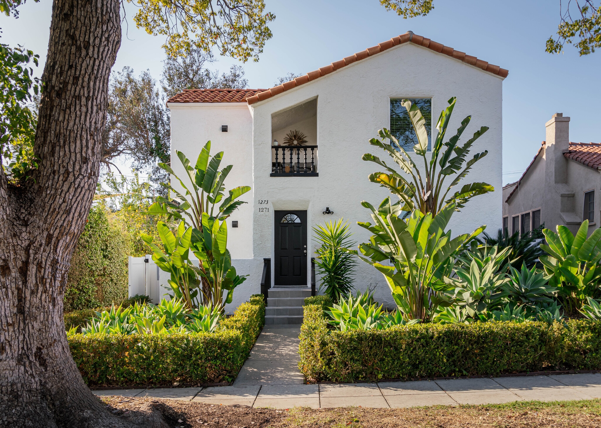 1271 S Sycamore Ave, Los Angeles, CA for Sale