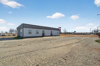 Jourdanton, TX Office - 3215 Zanderson Ave