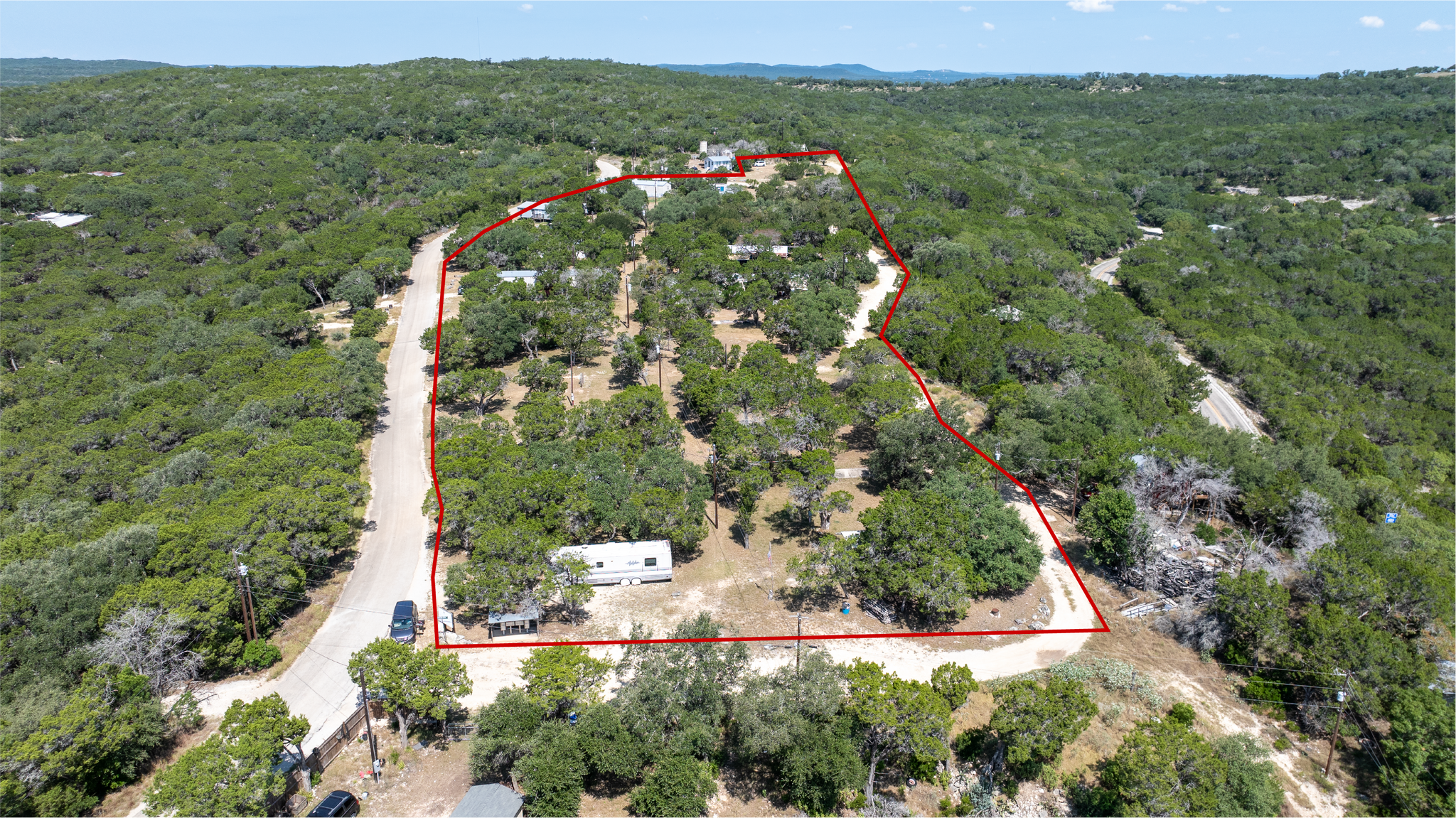 560 Mountain Dr, Lakehills, TX for Sale