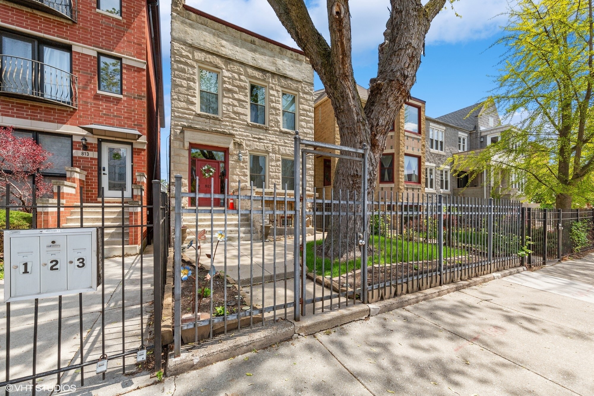 815 S Bell Ave, Chicago, IL for Sale
