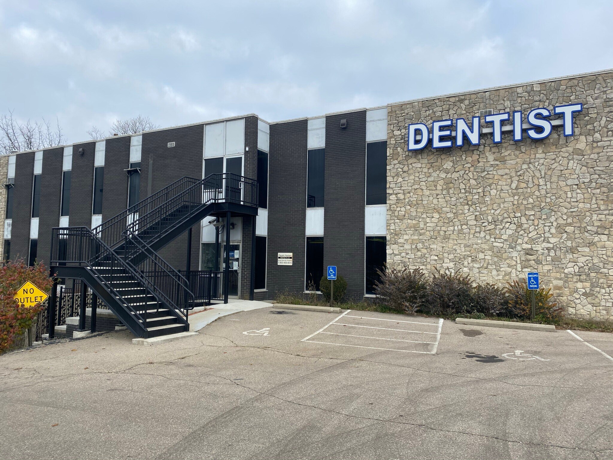 1240 E Main St, Springfield, OH for Rent