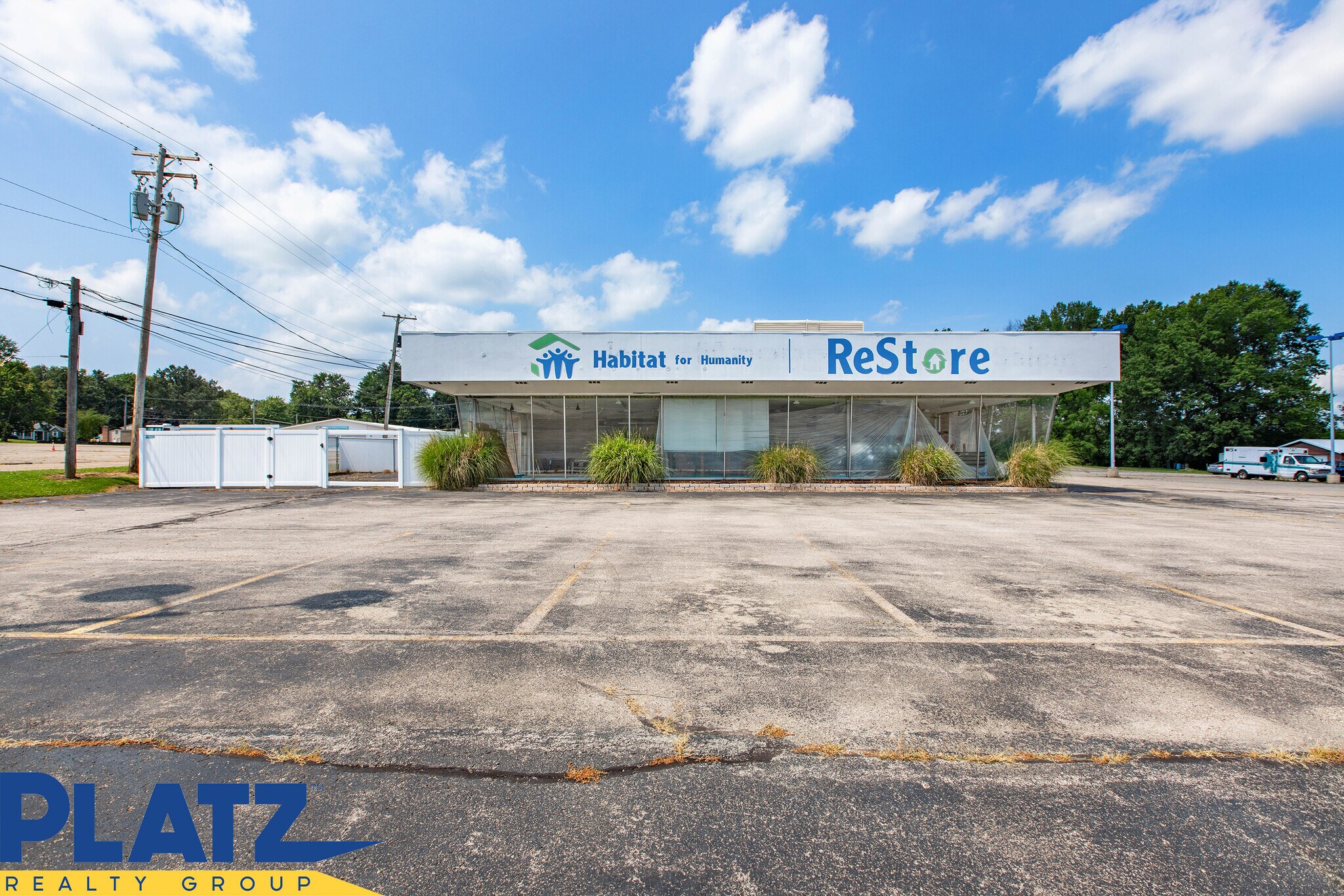 1965 N Ellsworth Ave, Salem, OH for Rent