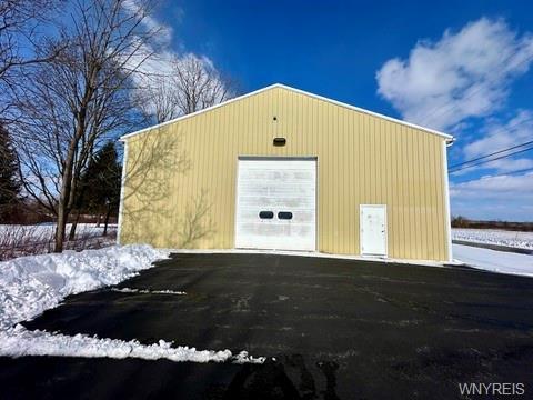 7865 E Main Rd, Le Roy, NY for Rent