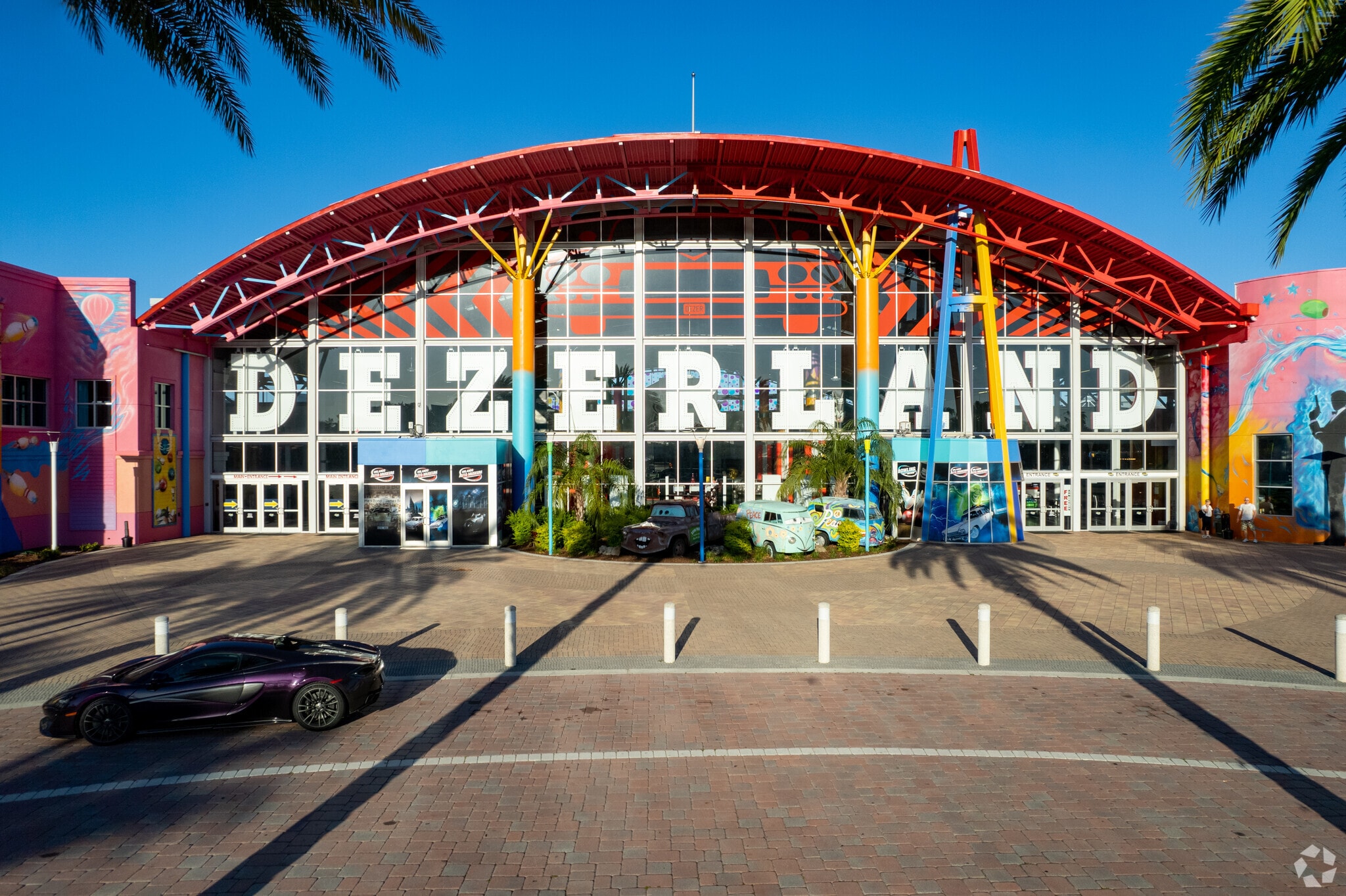 5250 International Dr, Orlando, FL for Rent