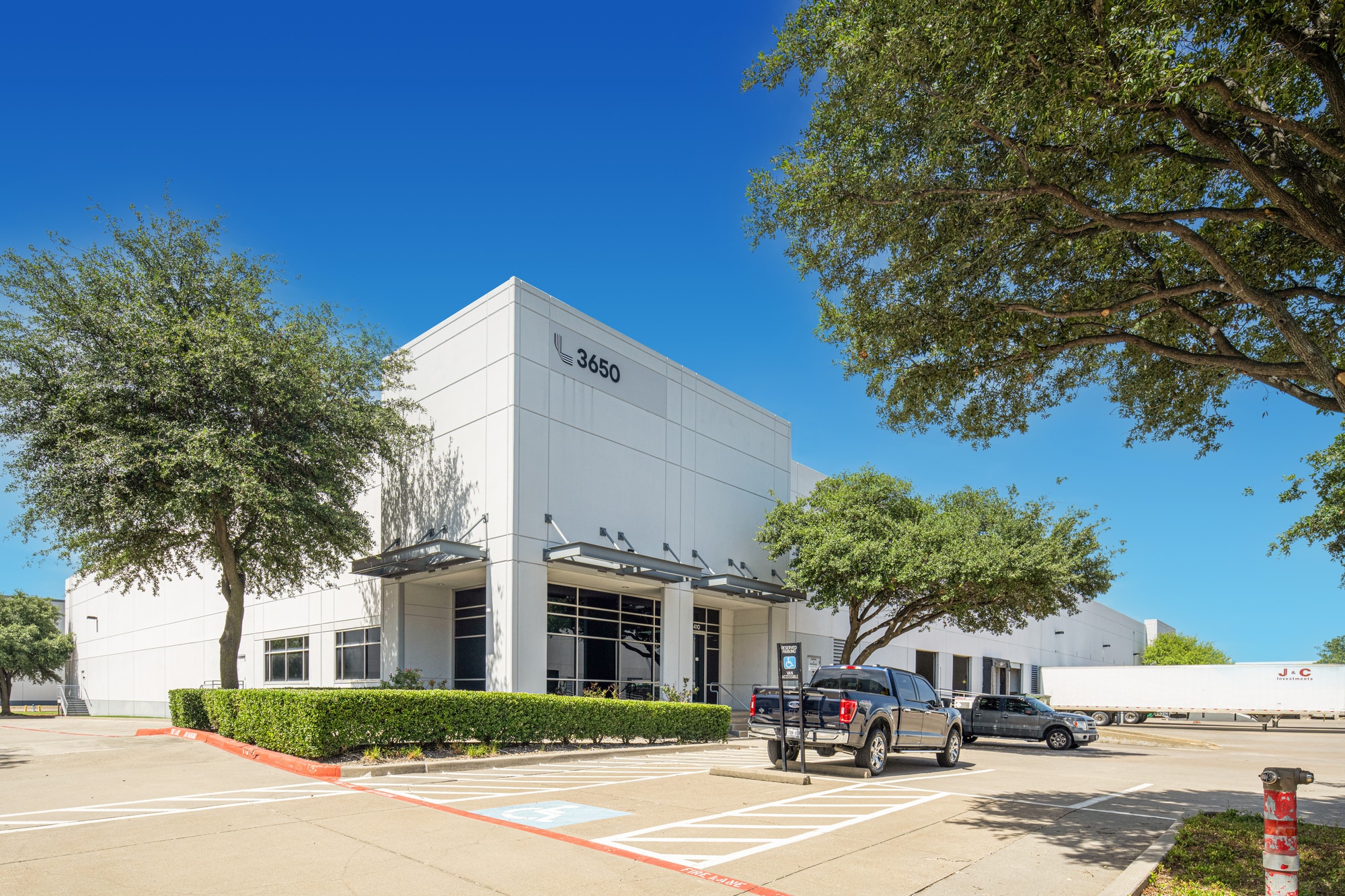 3650 W Miller Rd, Garland, TX for Rent