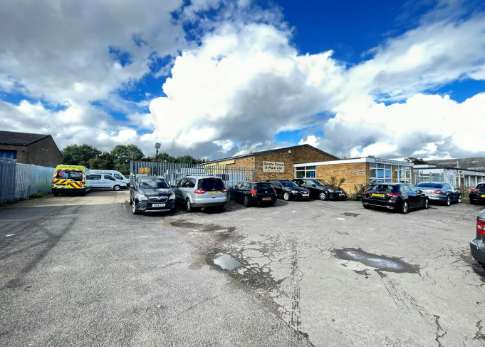 4 Royce Rd, Peterborough, CAM for Sale
