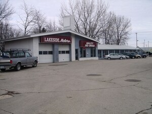 712 Hwy 18 E, Clear Lake, IA for Sale