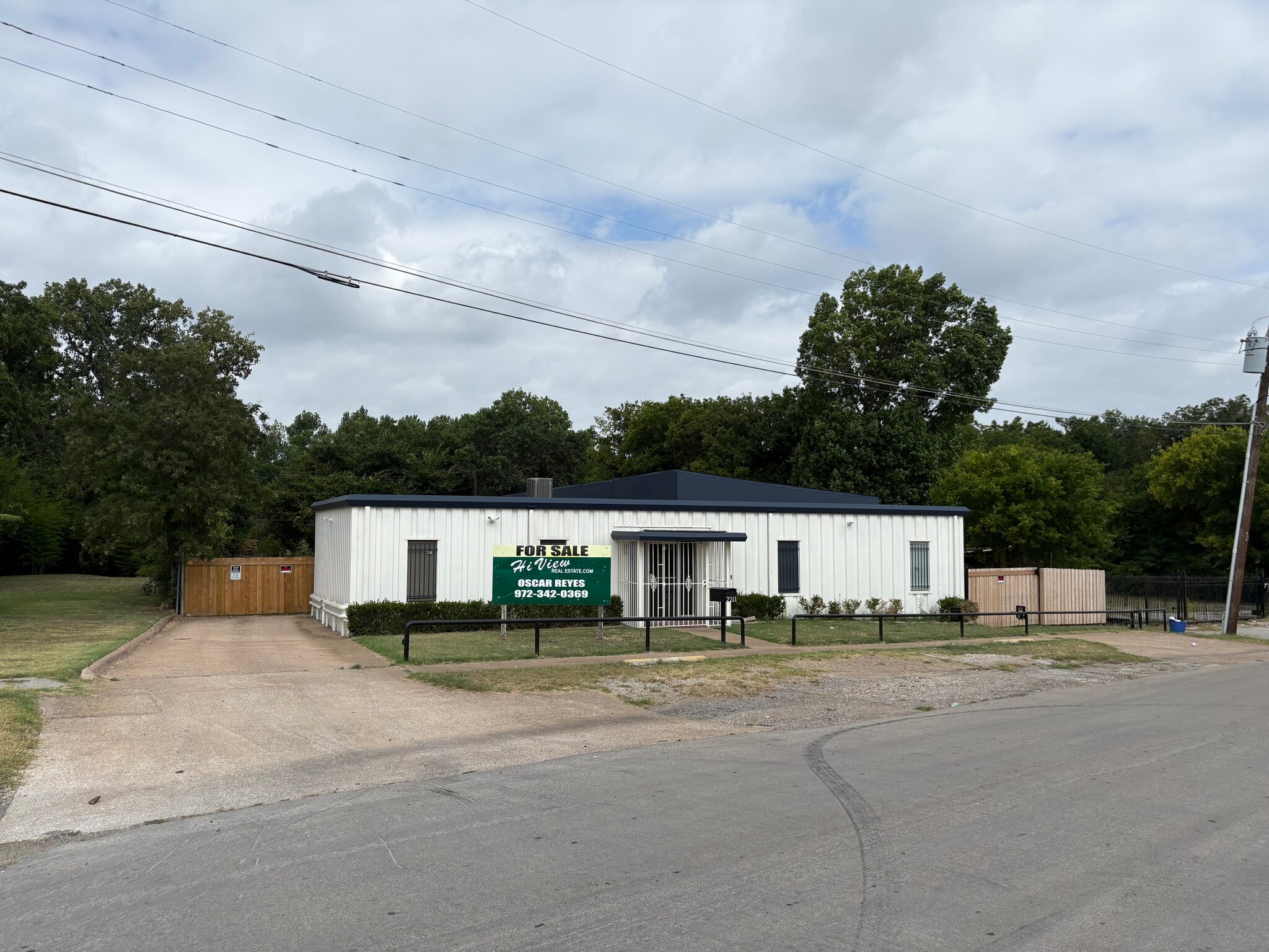 2211 Lamont Ave, Dallas, TX for Sale