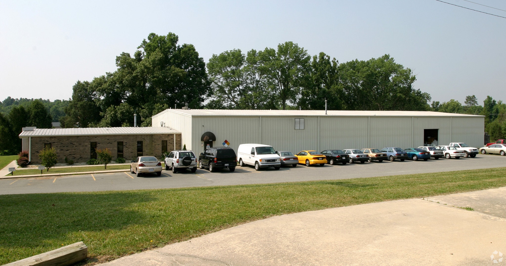 2245 A Air Park Dr, Burlington, NC for Rent