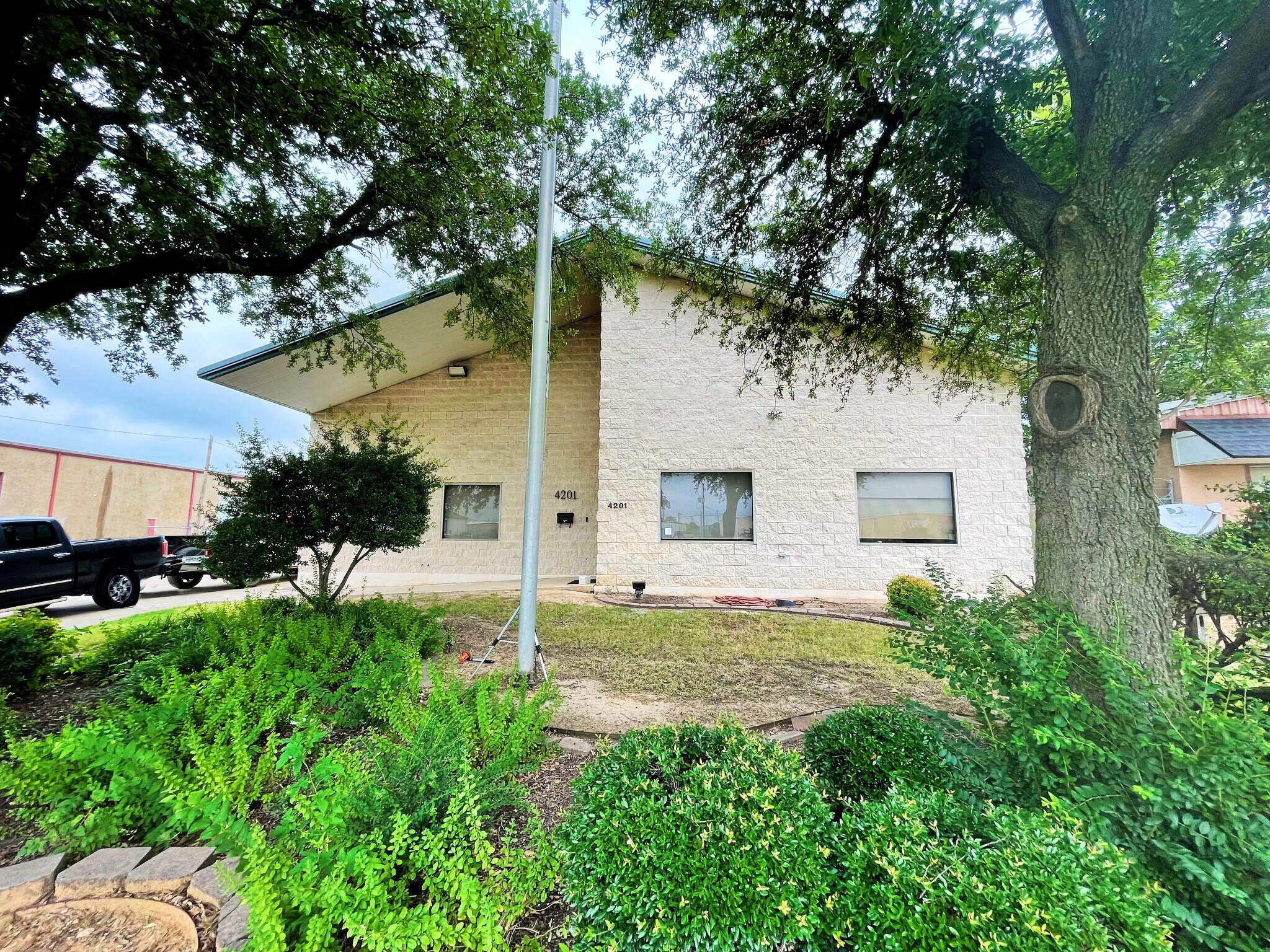 4201 Clay Ave, Haltom City, TX for Rent