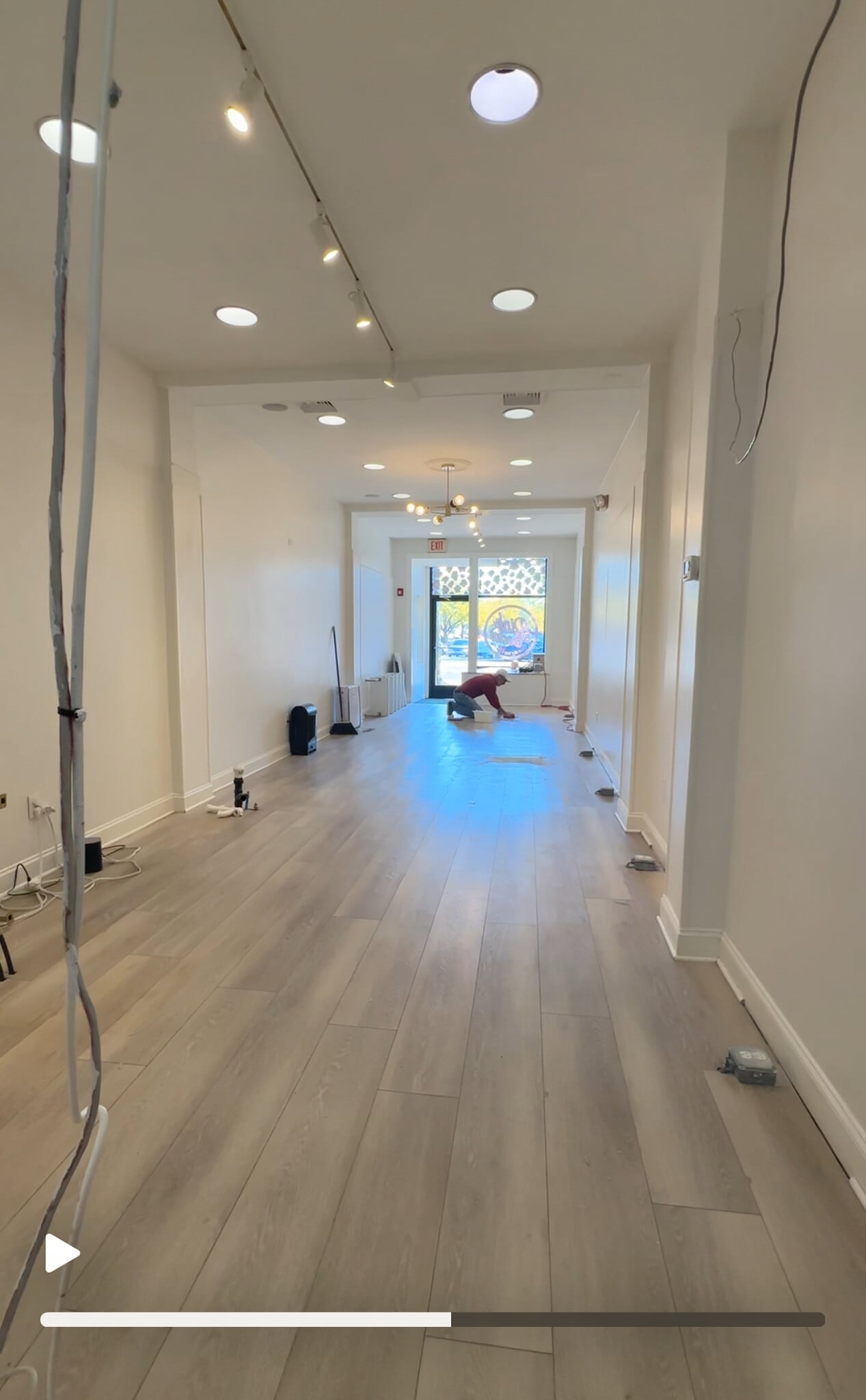 990 Farmington Ave, West Hartford, CT for Rent