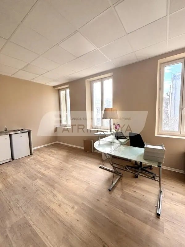 Rue Ferrari, Marseille, BDR for Rent