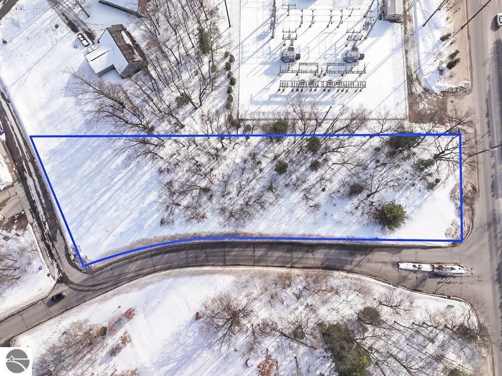 1 LaFranier rd, Traverse City, MI for Sale