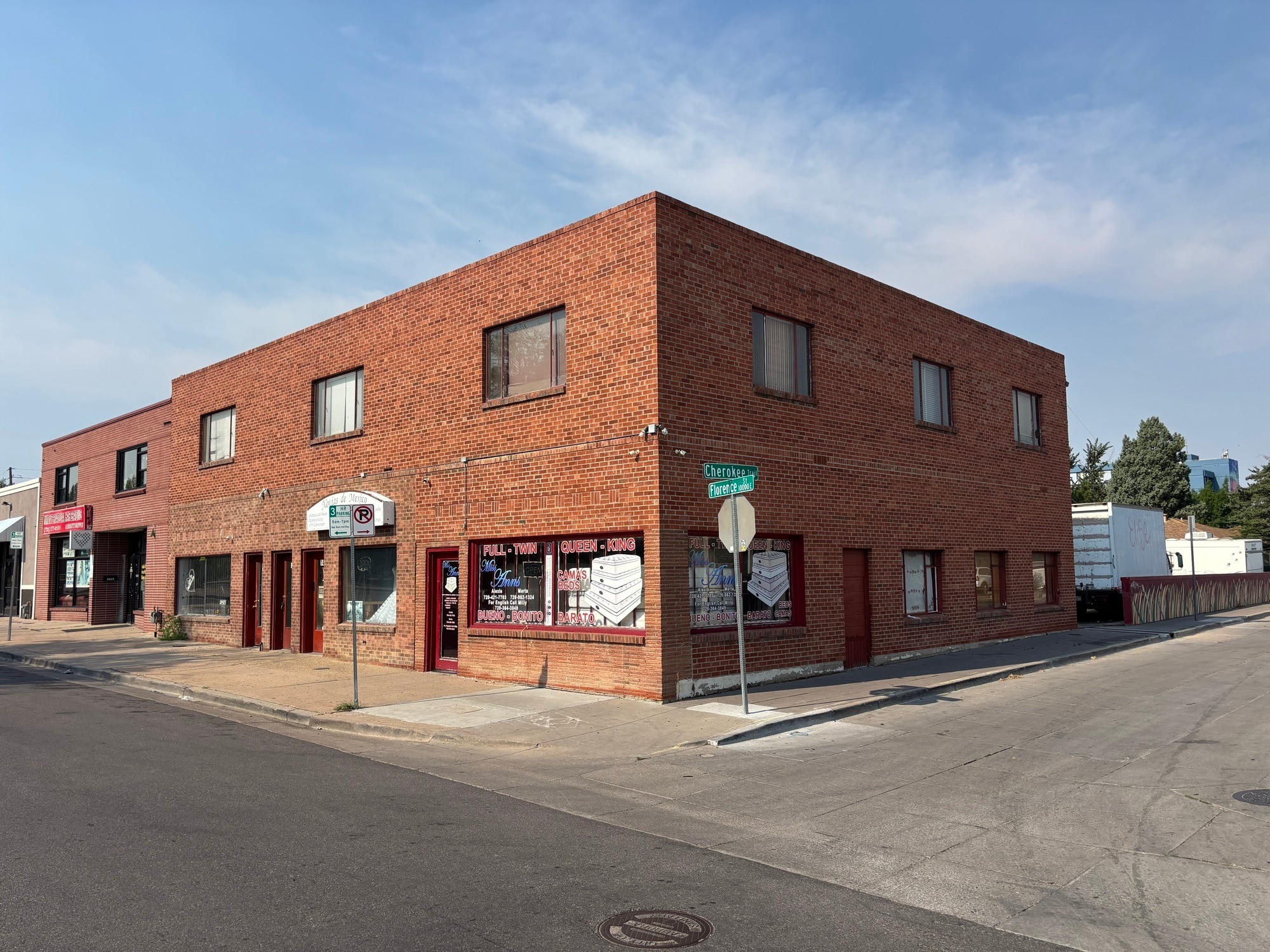 1457 Florence St, Aurora, CO for Sale