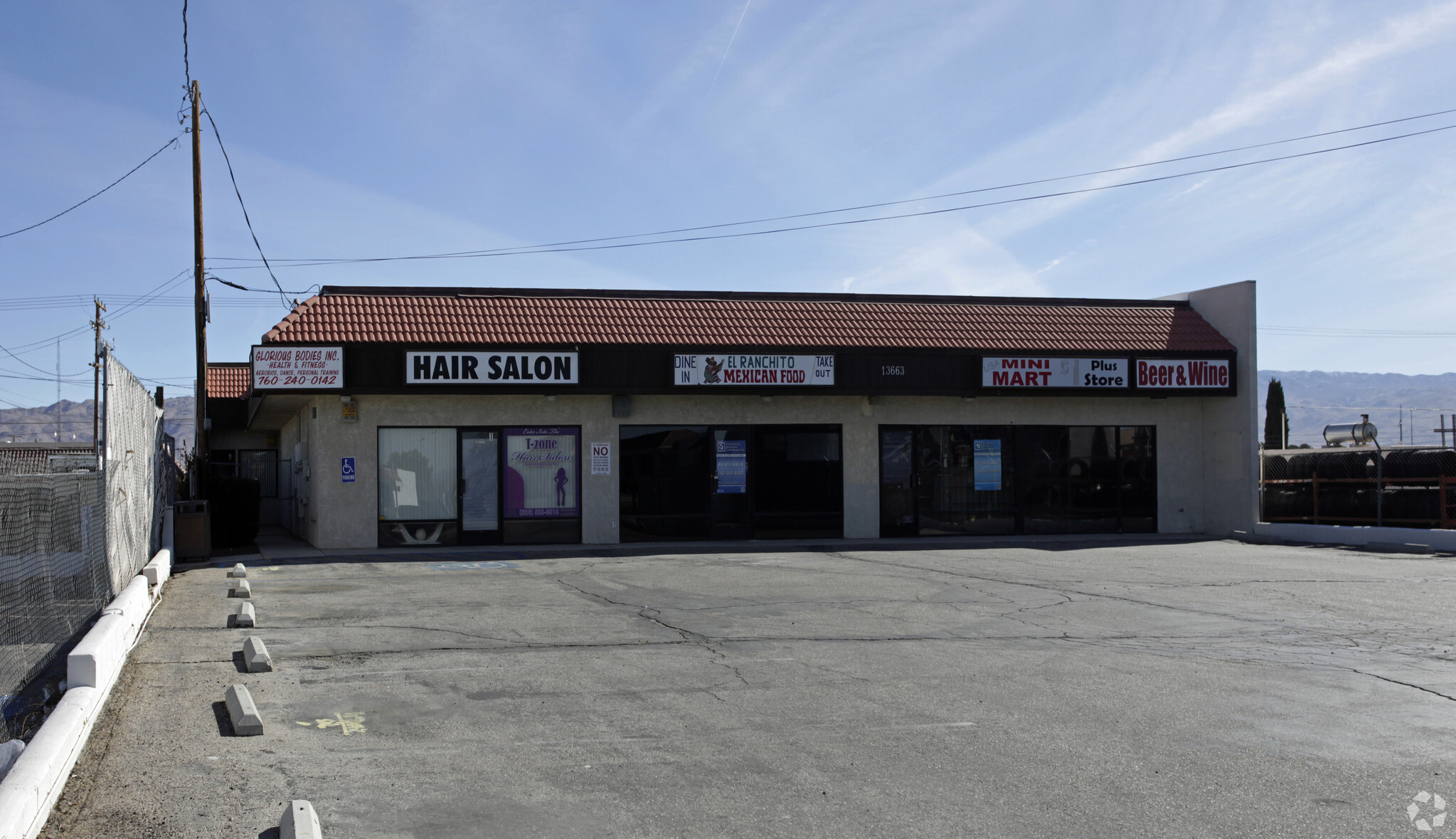 13663 Navajo Rd, Apple Valley, CA for Rent
