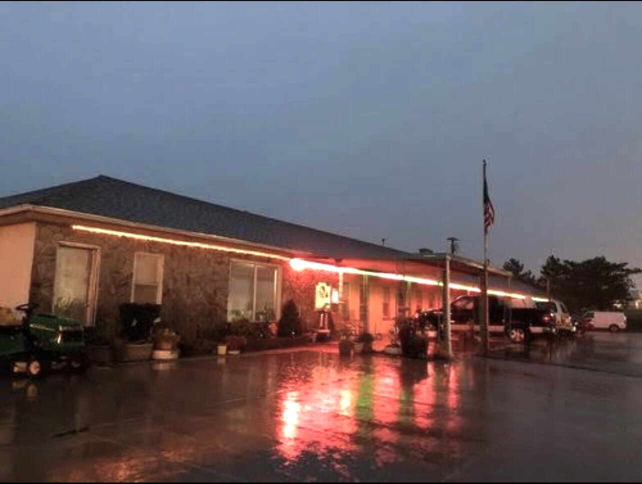 2000 E Wyatt Earp Blvd Dodge City, KS 67801 Hospitality Property for Sale on