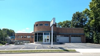 Bloomington, IL Flex - 307 E Grove St