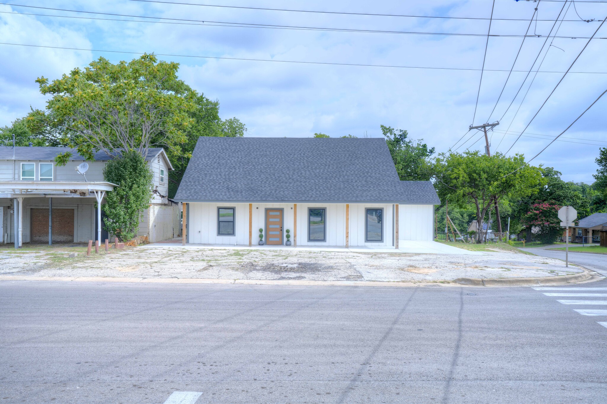 4700 Barbara Rd, River Oaks, TX for Sale