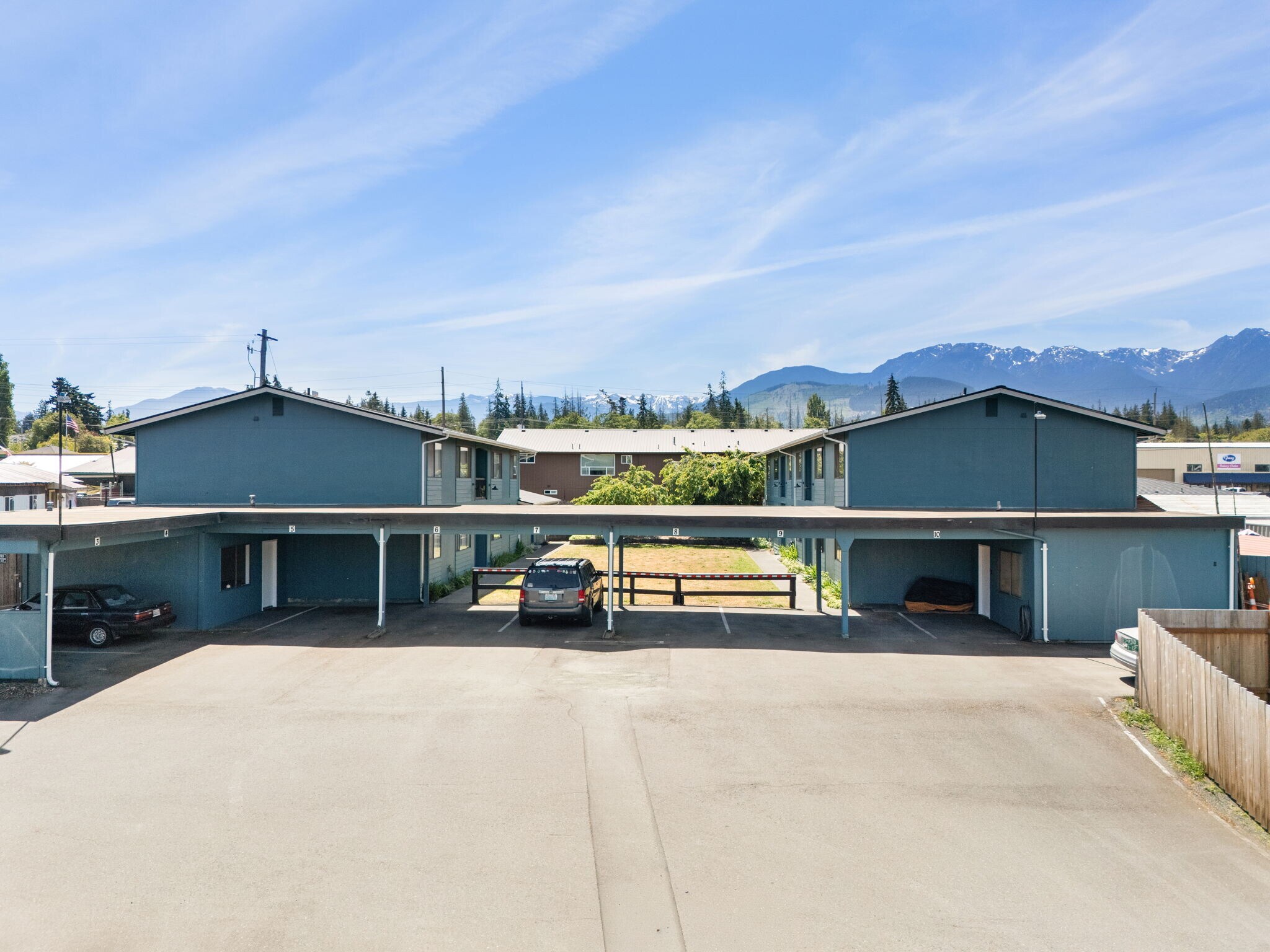 2938 E Walnut St, Port Angeles, WA for Sale