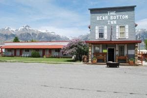 Mackay, ID Hospitality - 418 W Spruce St