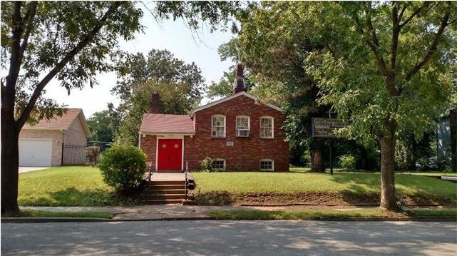 3970 W Belle Pl, Saint Louis, MO for Sale