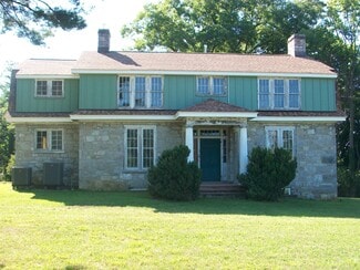 Berryville, VA Flex - 328 Buckmarsh St