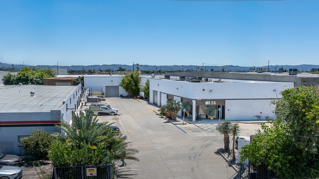 12610 Saticoy St S, North Hollywood, CA for Sale