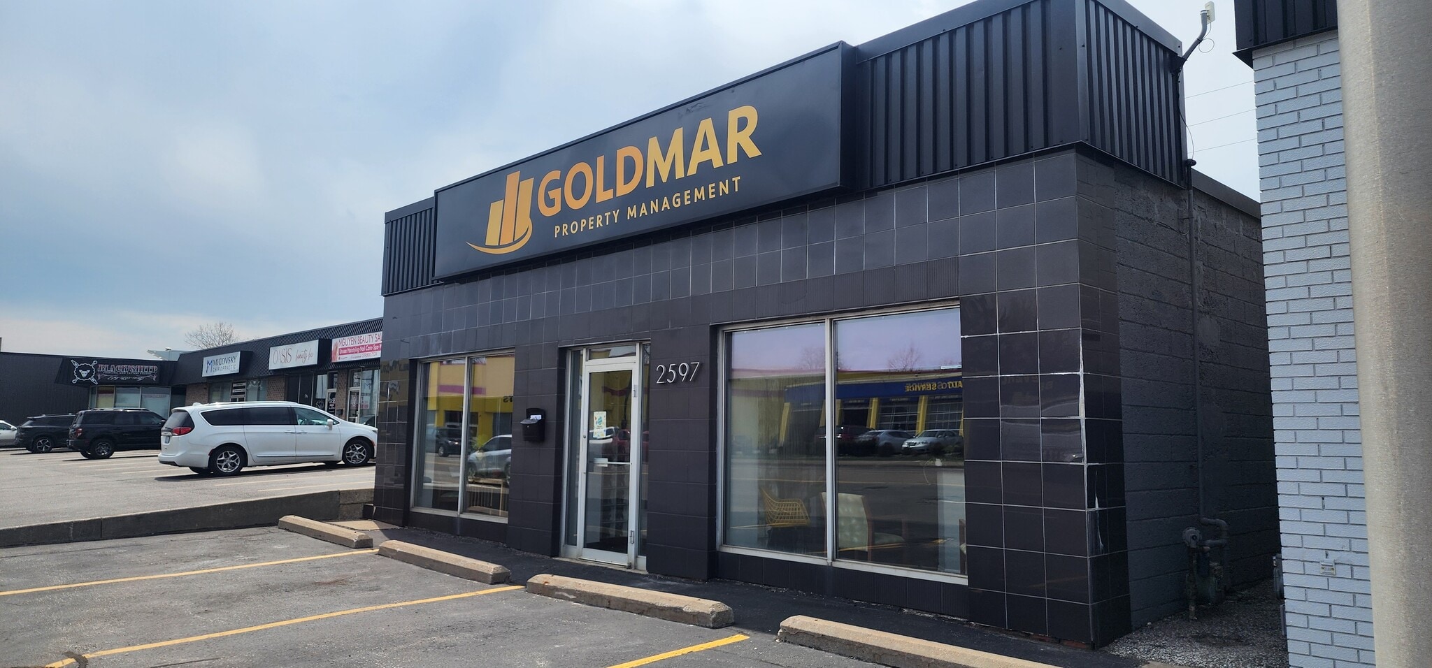 2597 Howard Ave, Windsor, ON for Rent