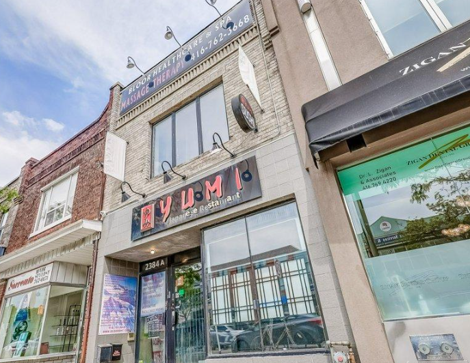 2384 Bloor St W, Toronto, ON for Sale