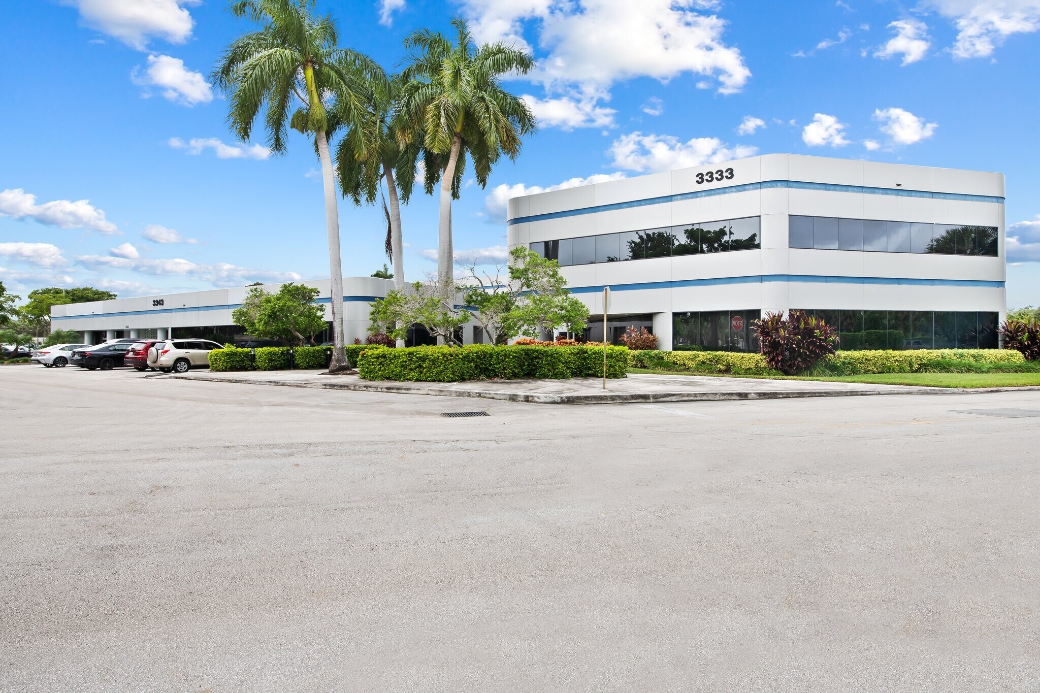 3333 W Commercial Blvd, Fort Lauderdale, FL for Sale