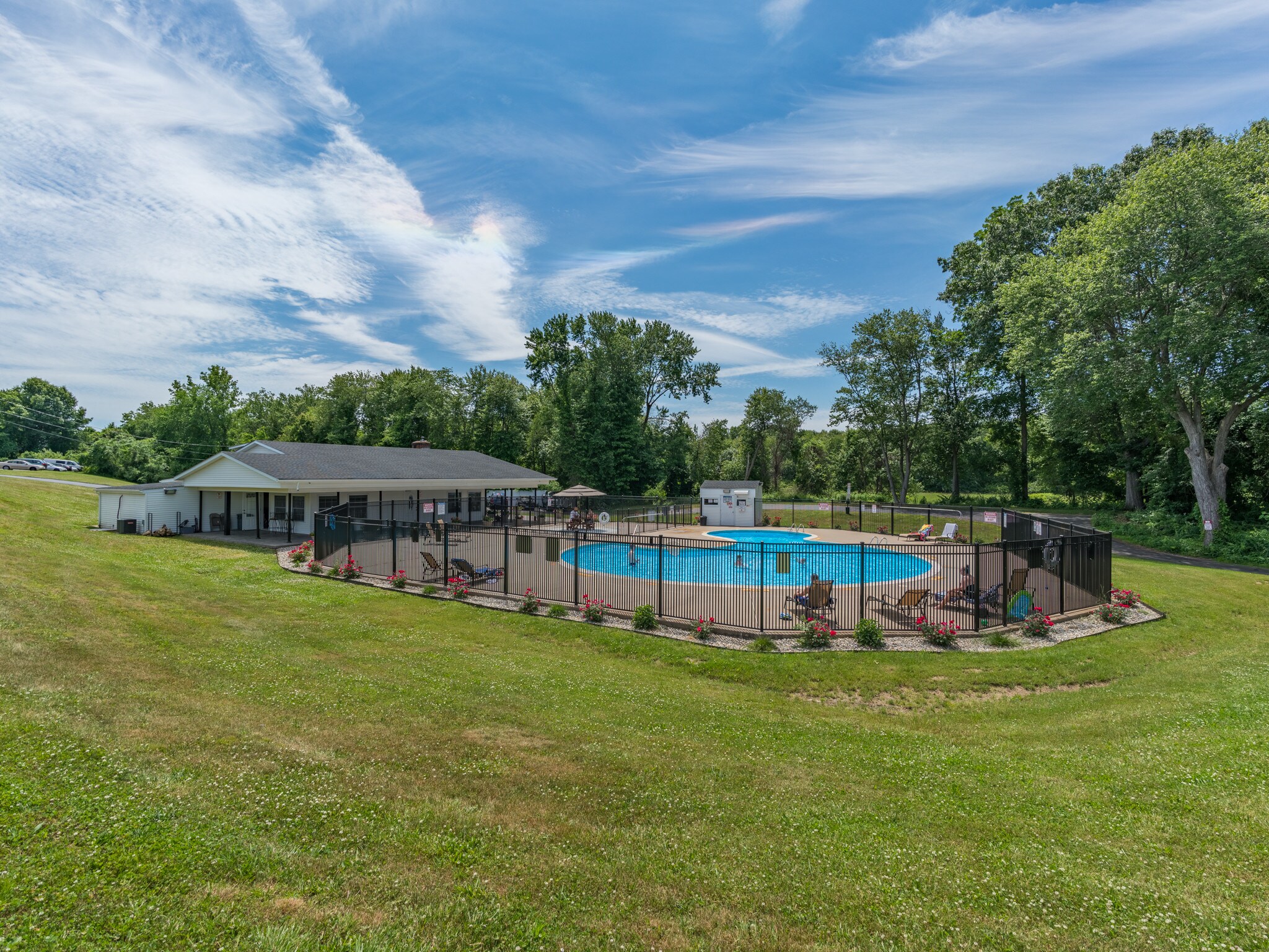 695 Talcottville Rd Vernon, CT 06066 MultiFamily Property for Lease