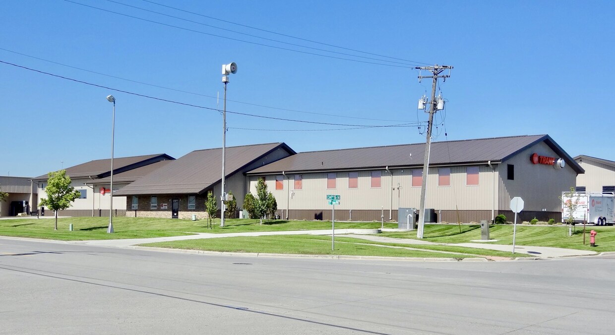 3417 7th Ave N, Fargo, ND for Rent