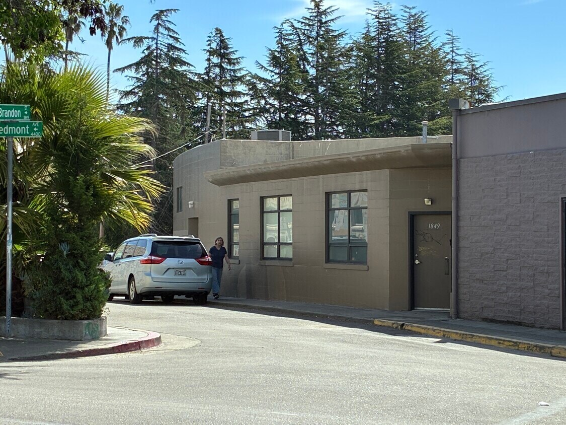 1849 Brandon St, Oakland, CA for Sale