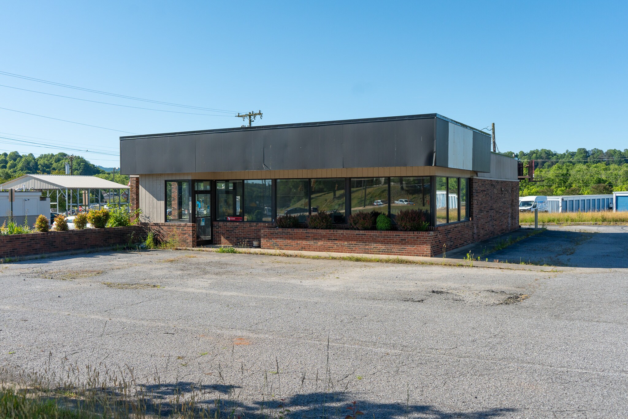1303 Curtis Bridge Rd, Wilkesboro, NC for Sale