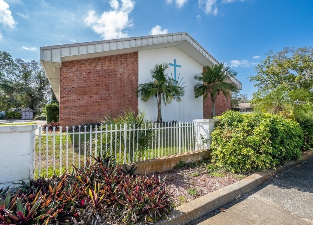 3500 13th Ave N, Saint Petersburg, FL for Sale
