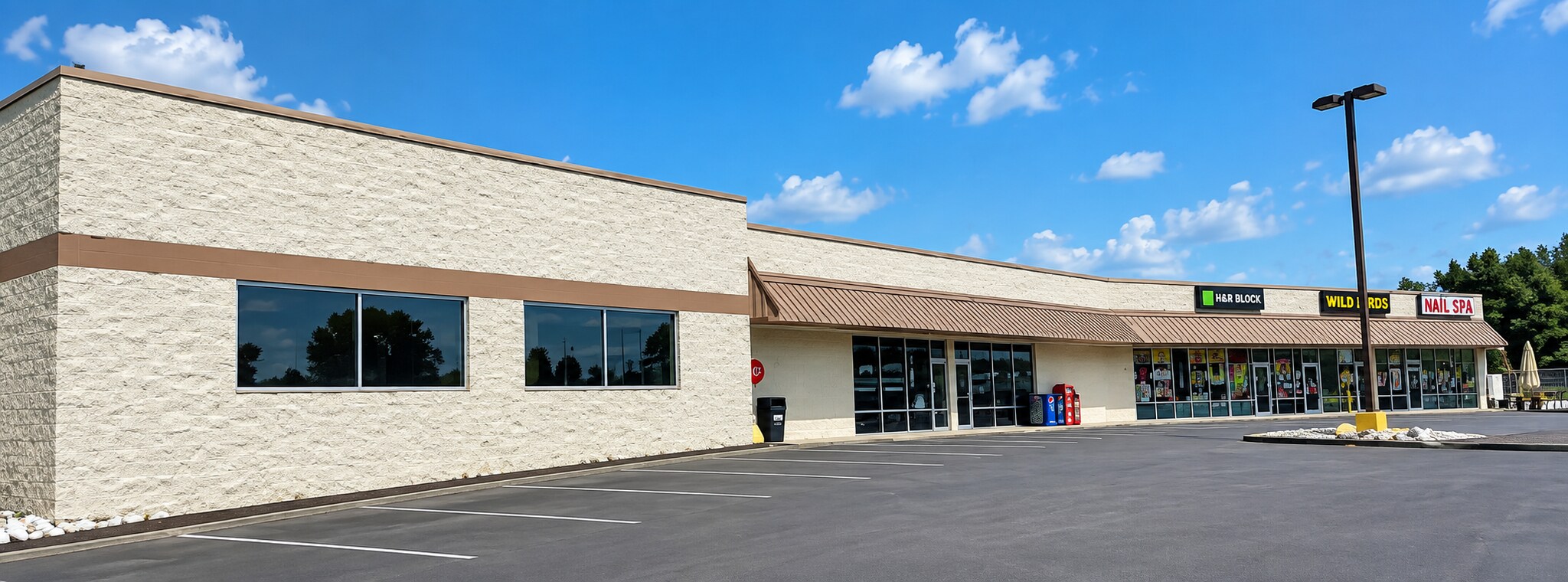 835 E North St, Kendallville, IN for Rent
