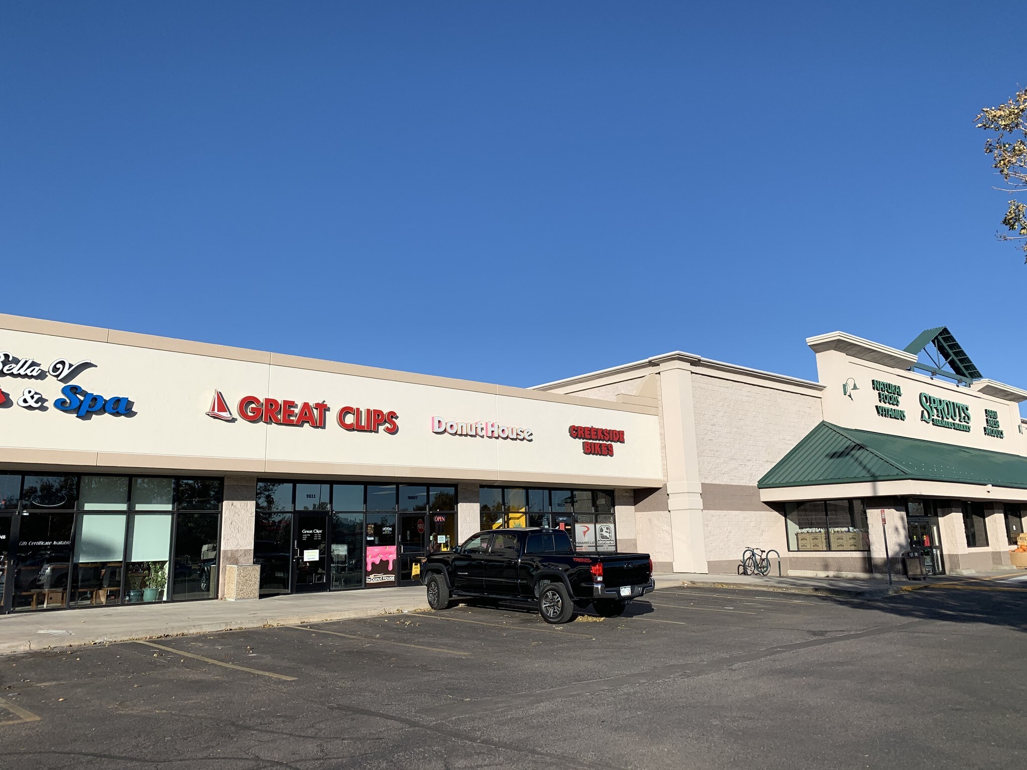 9801-9845 S Parker Rd, Parker, CO for Rent