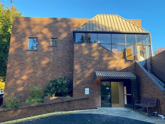 Portland, OR Office - 4702-4706 NE Glisan St
