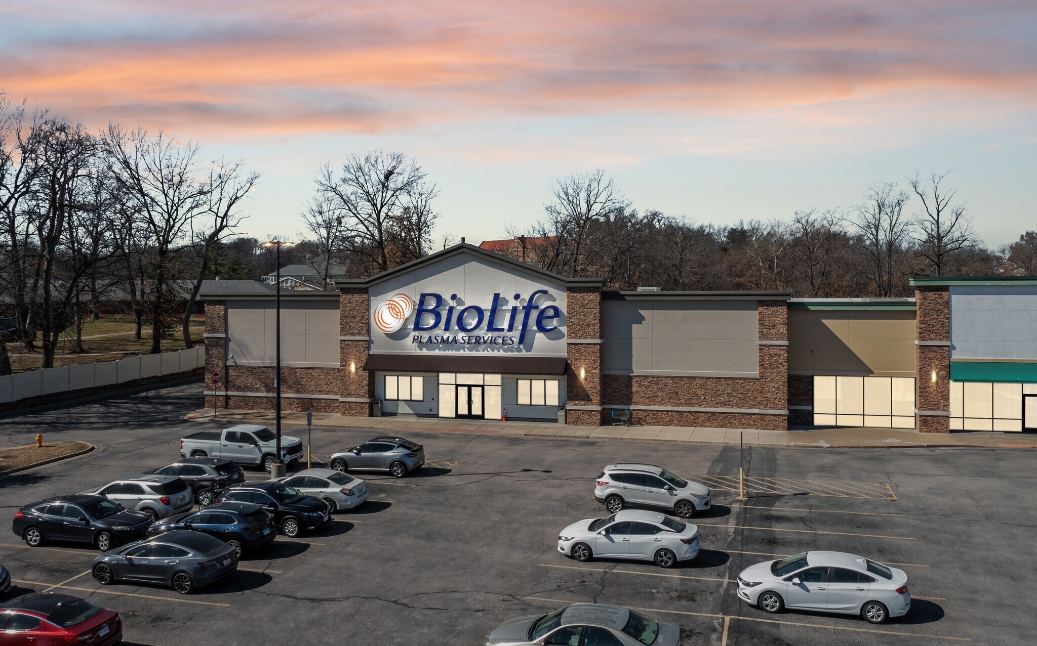 7521-7531 Watson Rd, Saint Louis, MO for Sale