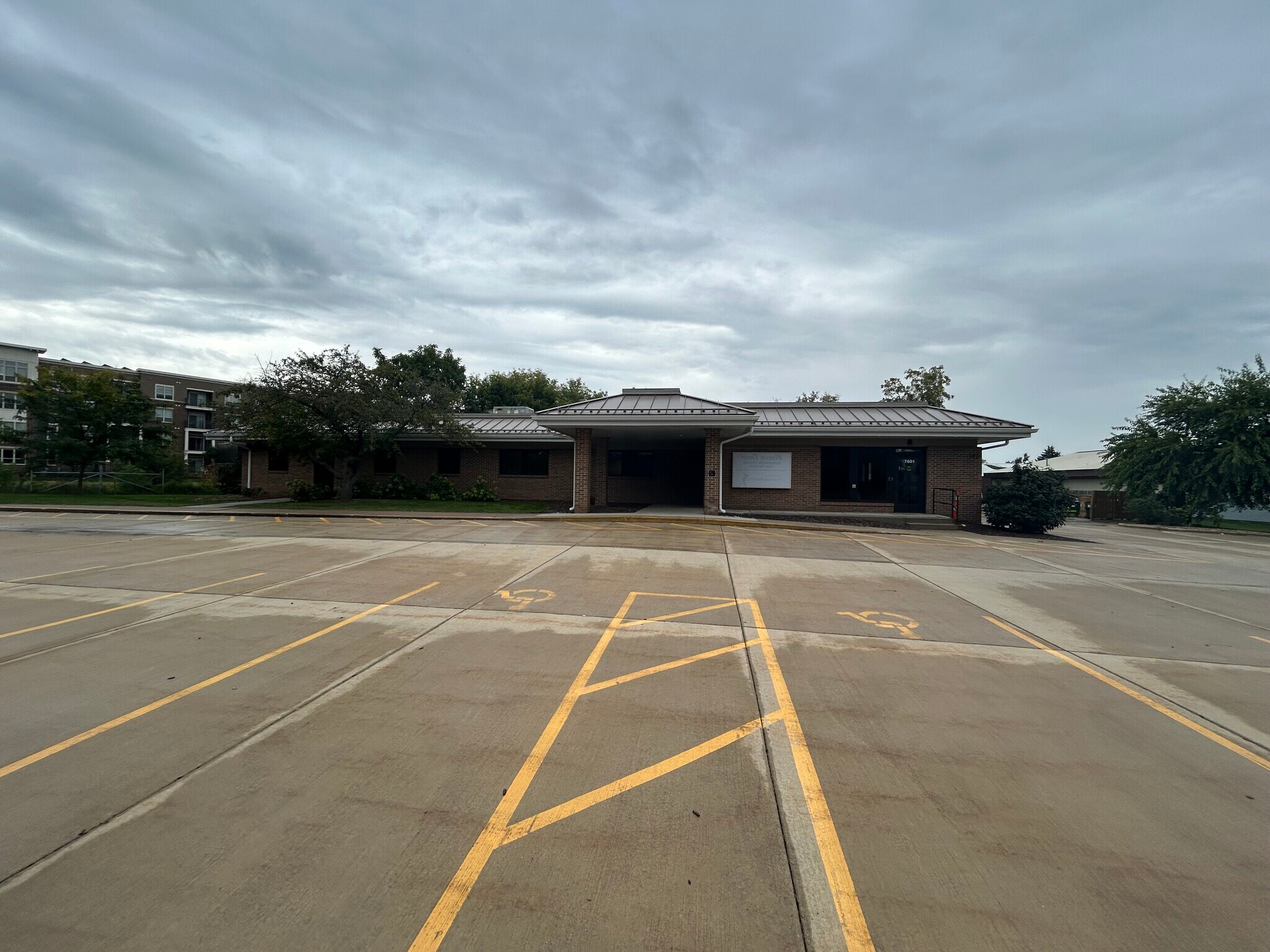 7601 Discovery Dr, Middleton, WI for Sale