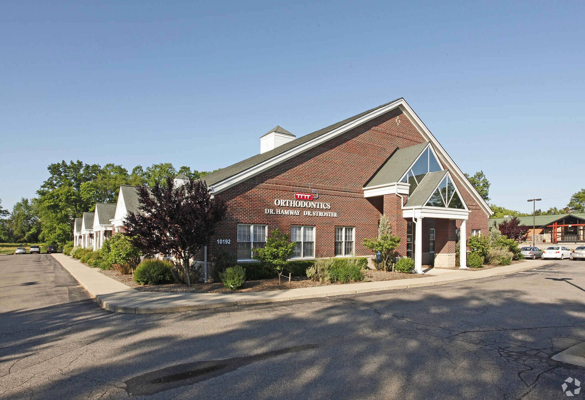 10192 Grand River Ave, Brighton, MI for Rent