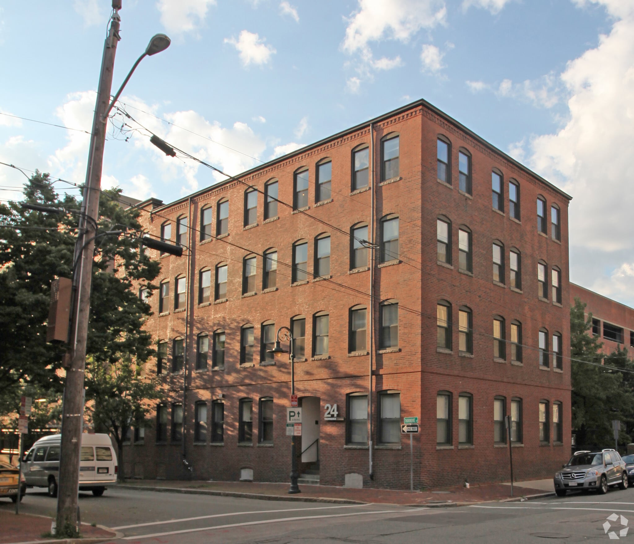 24 Thorndike St, Cambridge, MA for Rent