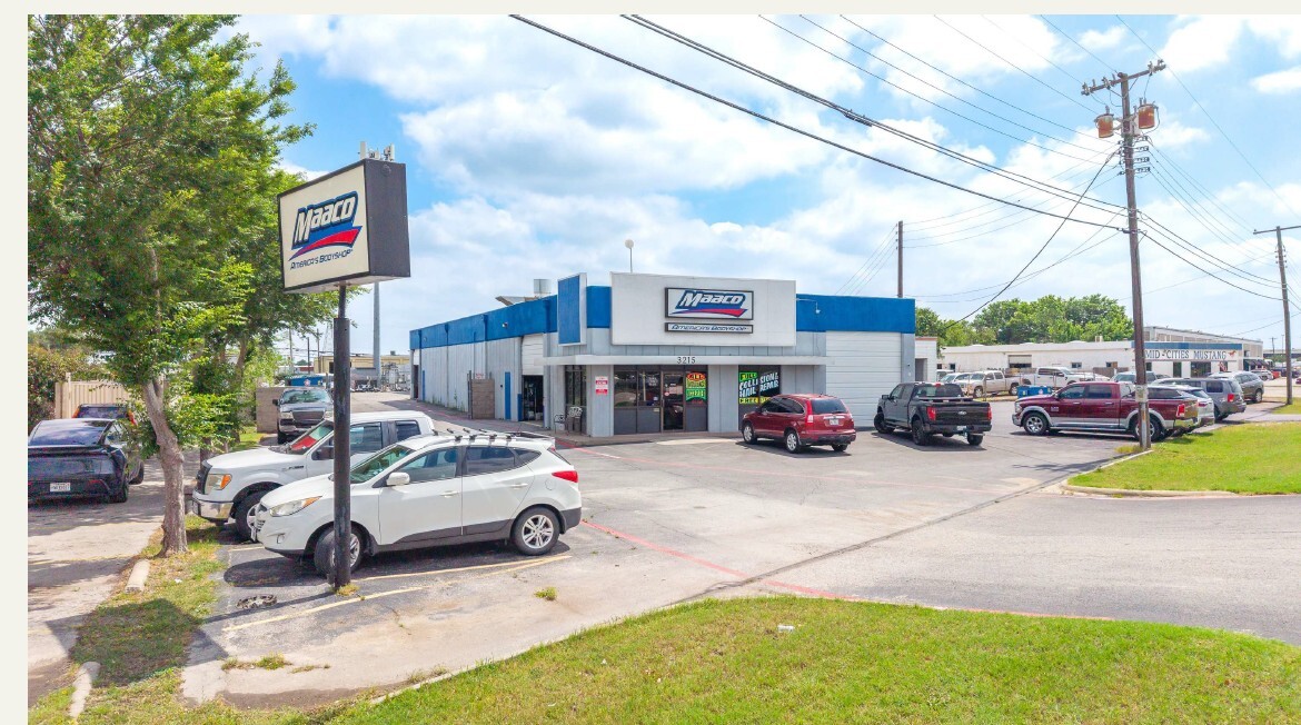 3215 Euless Blvd, Euless, TX for Sale