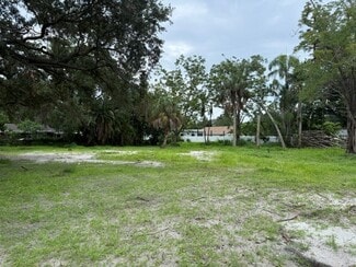 Bradenton, FL Residential Land - 200 11th Ave E