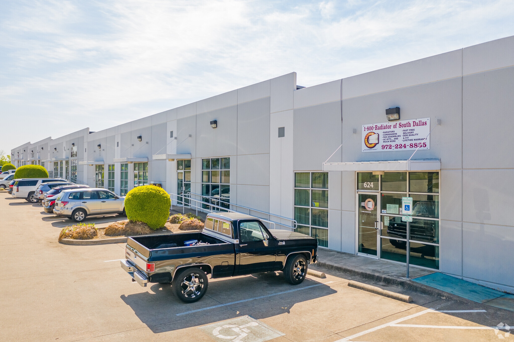 616-642 E Centre Park Blvd, DeSoto, TX for Rent