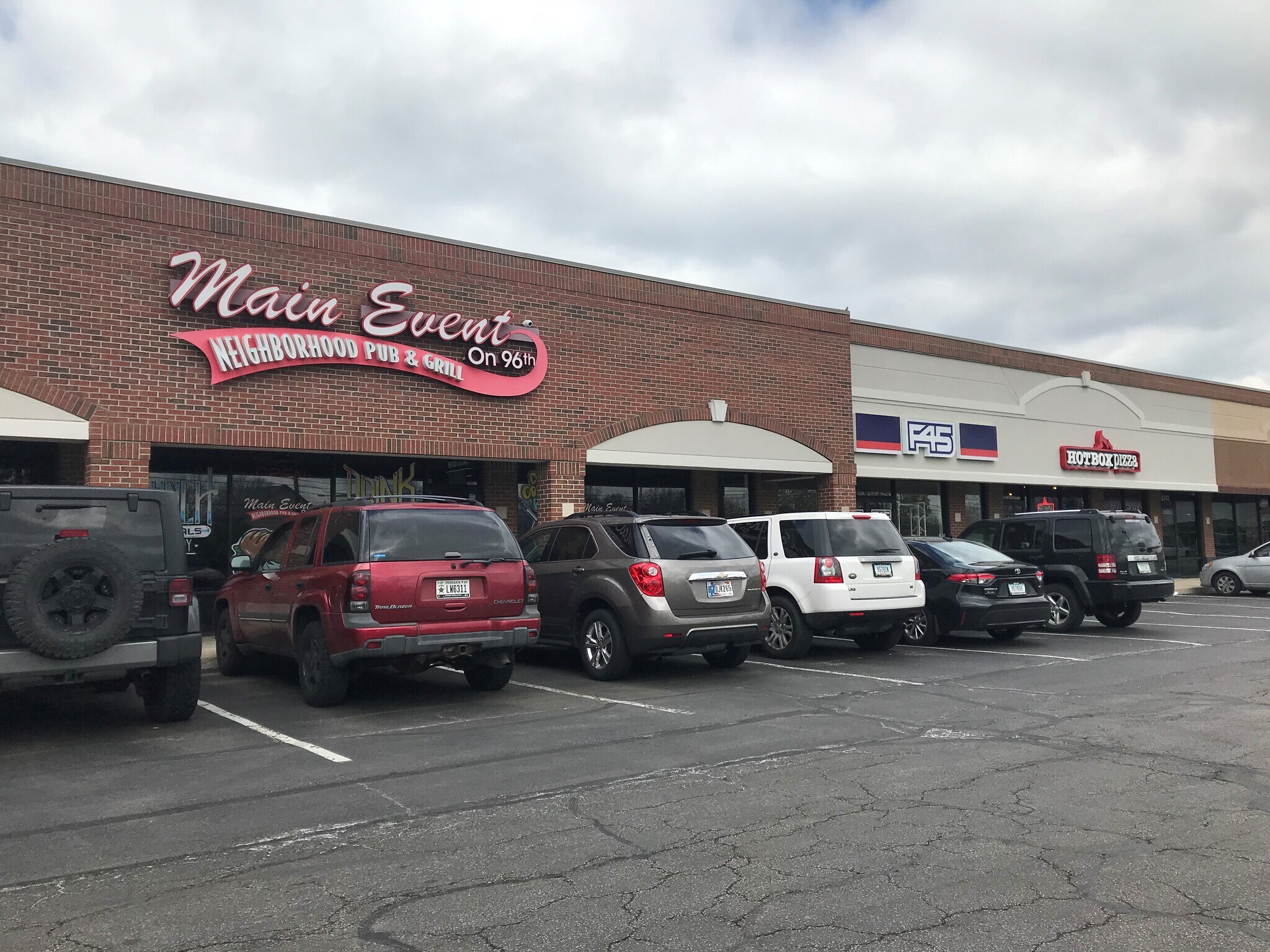 8902-8942 E 96th St, Fishers, IN for Rent