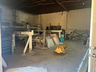 Oakland, CA Warehouse - 10242 Edes Ave